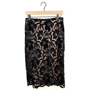 White House Black Market Designer Black Lace Floral Pencil Skirt Size 2 NWT $150